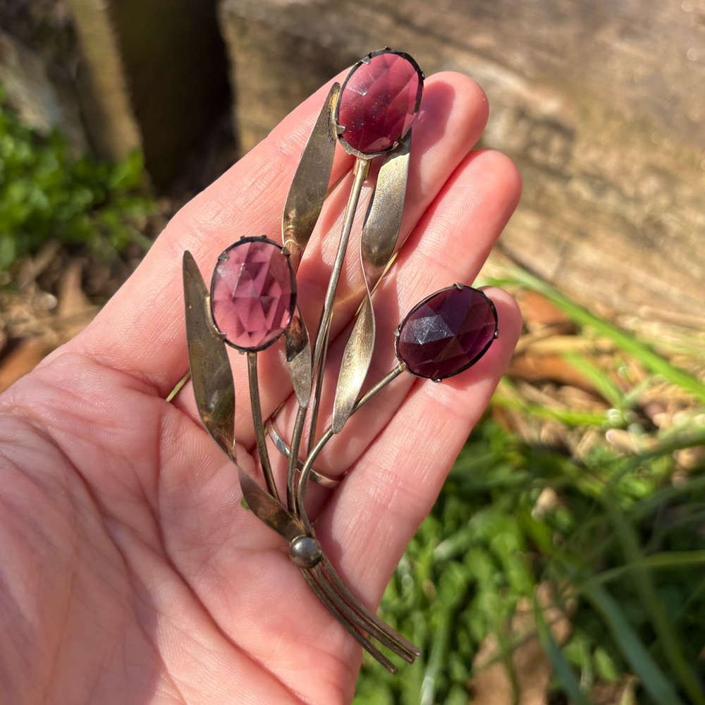 •vintage• sterling flower brooch